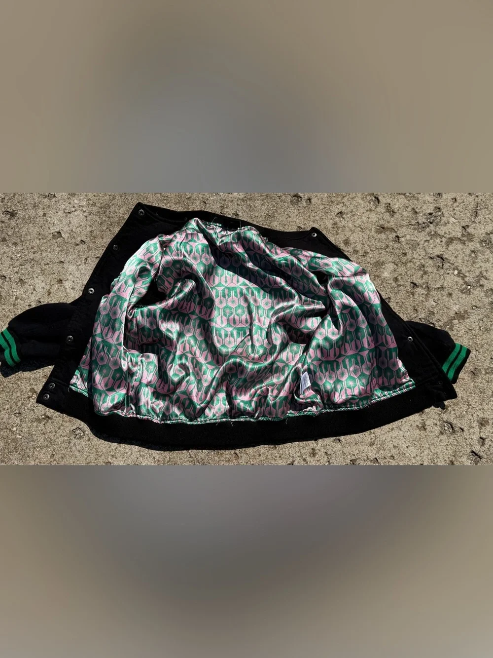 Wicked Defy Gravity Varsity Bomber Jacket Youth XL (14) Snap Front Universal